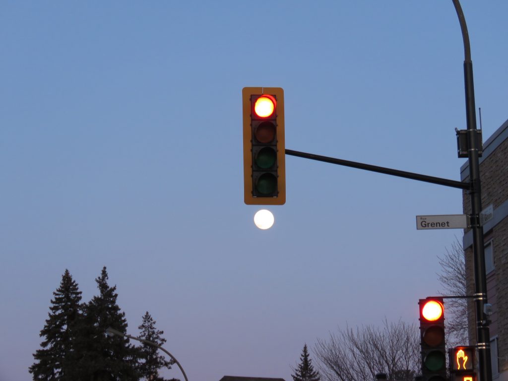 Mesures d'apaisement feu de circulation