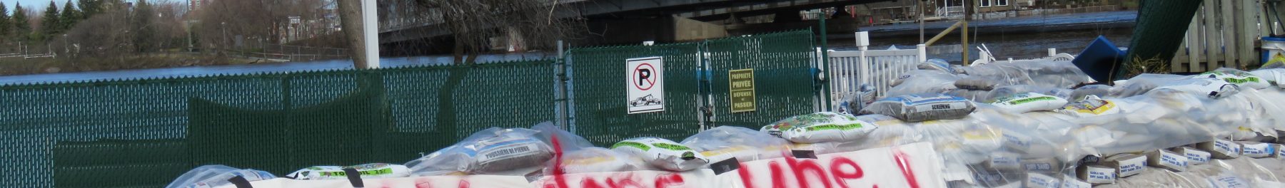 Lors de la visite du ministre de la défense Harjit Singh Sajjan, Mélanie Joly, Émilie Thuillier, Effie Giannou, après l'érection d'une digue lors des inondations 2019 (Photo : jdv - Philippe Rachiele) Ahuntsic Cartierville Montréal
