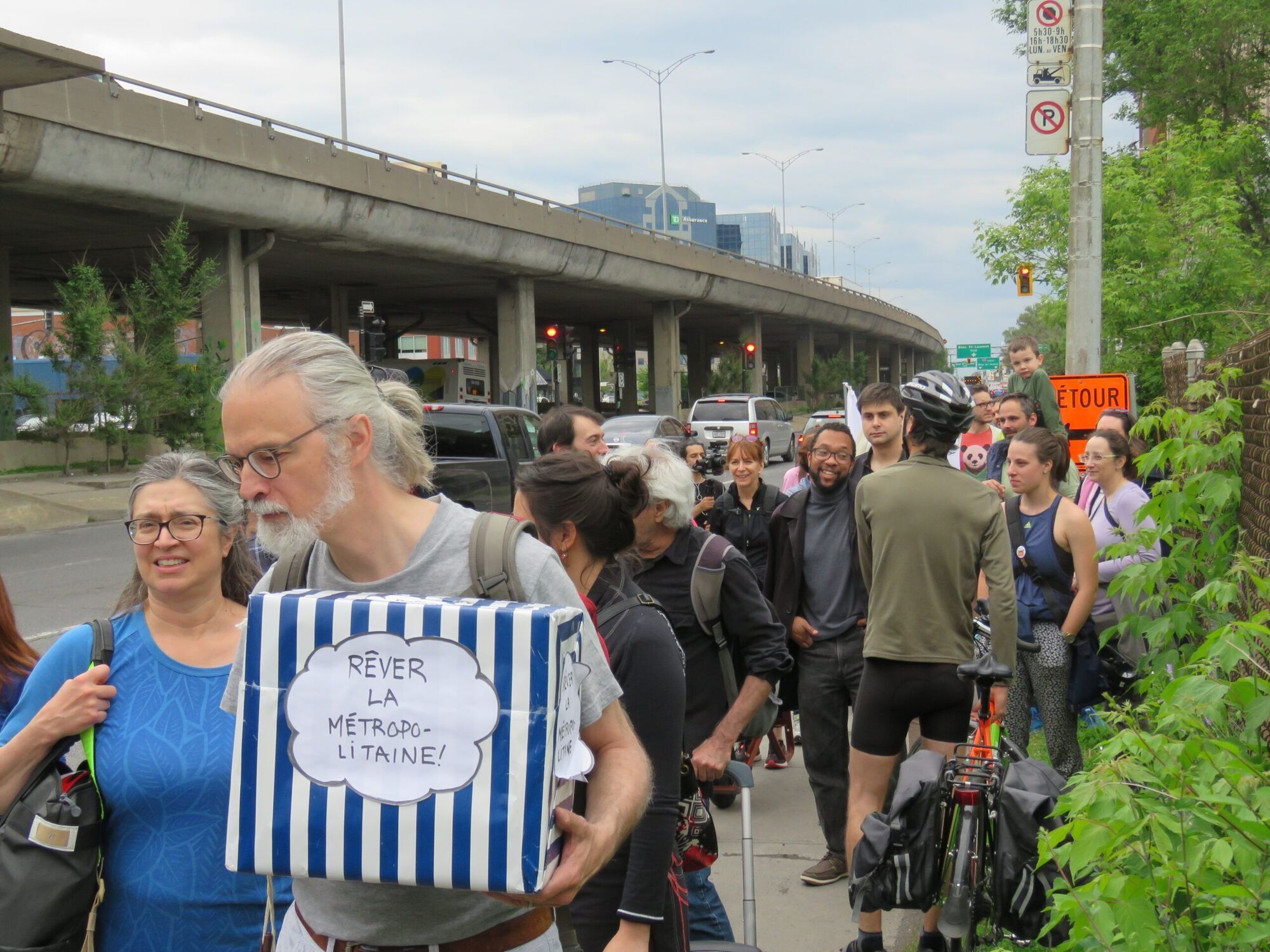 Participants au «jardin sous la Métropolitaine» (Photo : jdv - Philippe Rachiele)