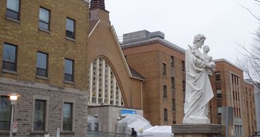 CLSC CHSLD St-Joseph-de-la-Providence rue Bois-de-Boulogne (2)