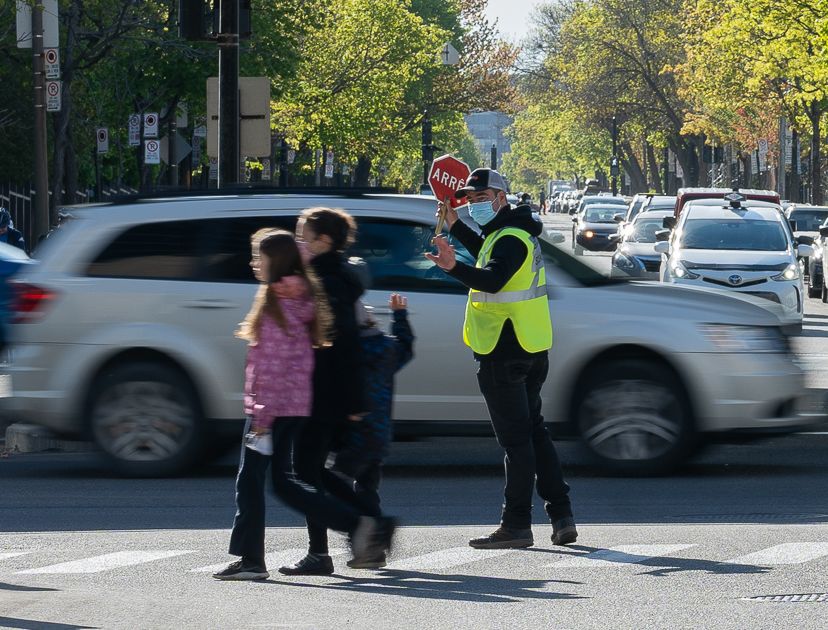 brigadier scolaire, abord des écoles