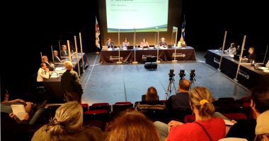 Les élus municipaux au conseil d'arrondissement du 9 mai 2022