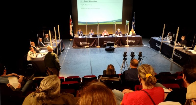 Les élus municipaux au conseil d'arrondissement du 9 mai 2022