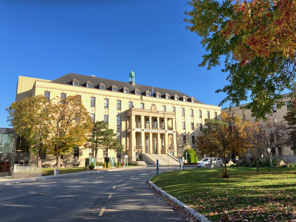 Collège André-Grasset (Photo : AM Parent, JDV)