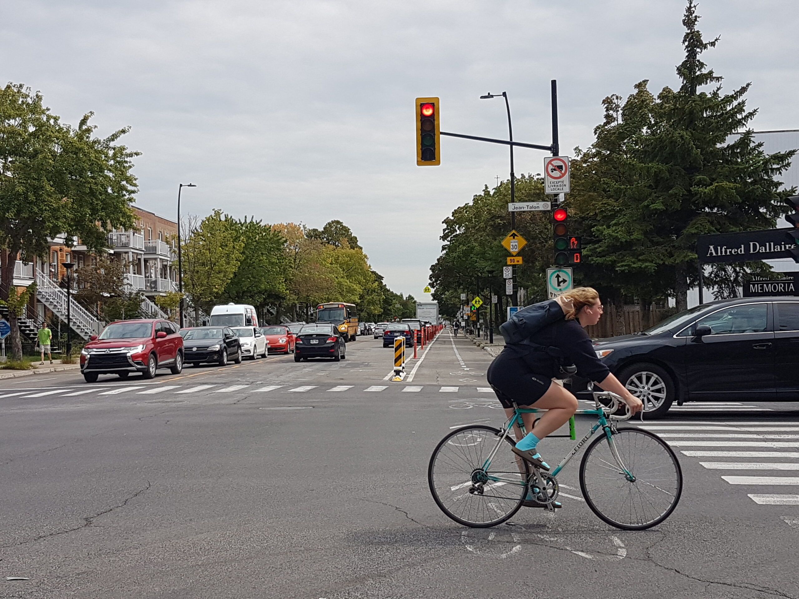 La VAS sur Christophe-Colomb, coin Jean-Talon, septembre 2020.