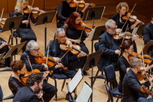 l'orchestre métropolitain de Montréal sur scène
