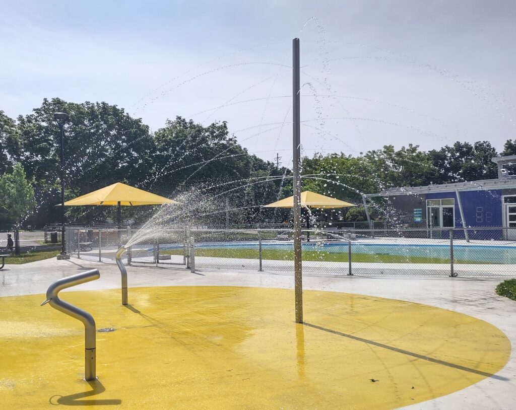 Canicule jeux d'eau parc Saint-Paul-de-la-Croix