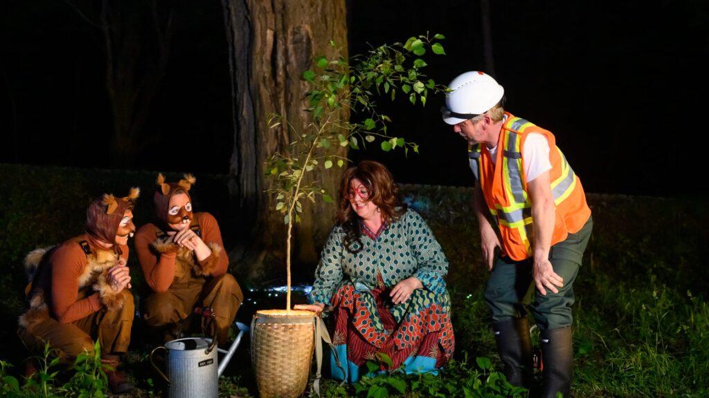 Arbracadabra dans des parcs d'Ahuntsic-Cartierville.