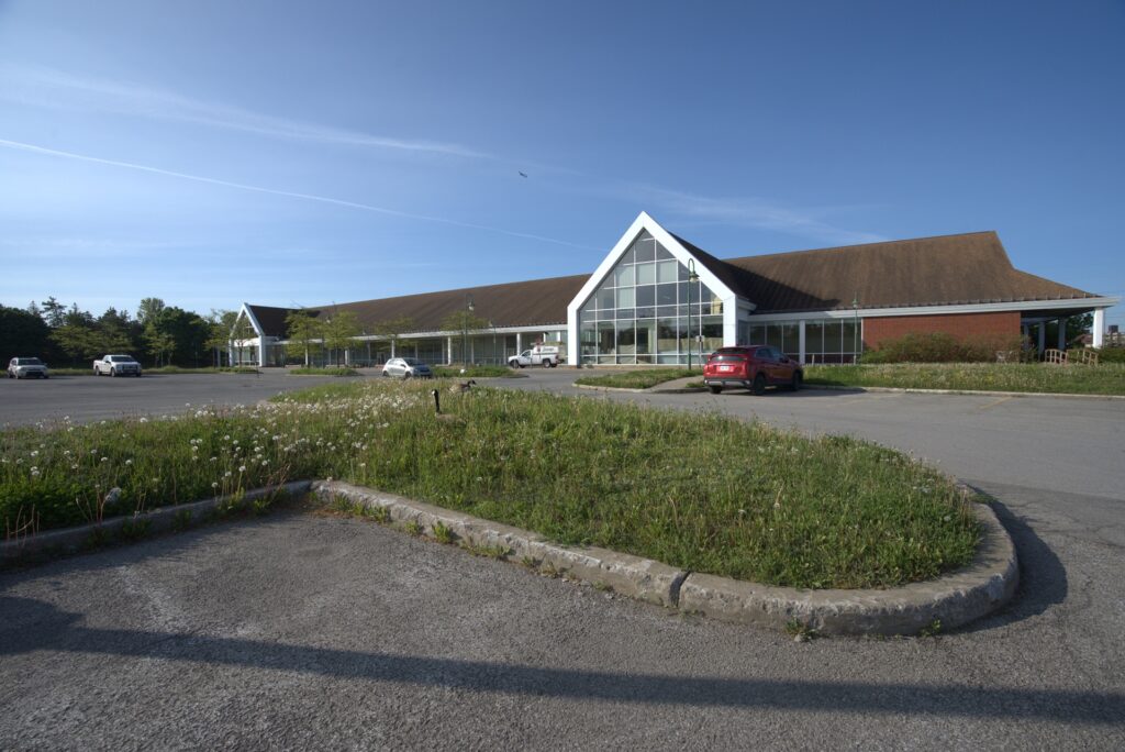 Loblaws au 800, boulevard Henri-Bourassa Ouest