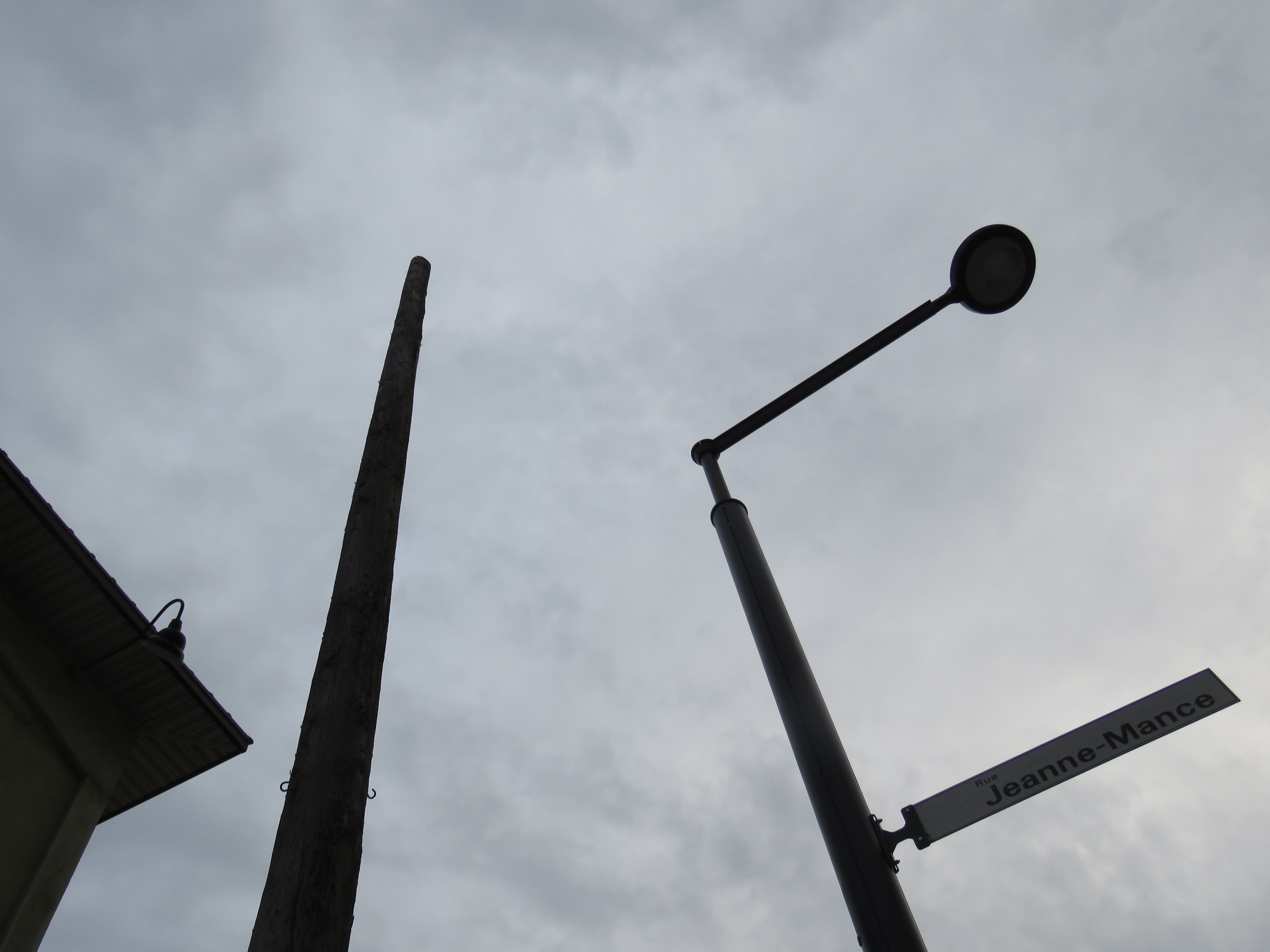 poteaux-rue-chabanel-3