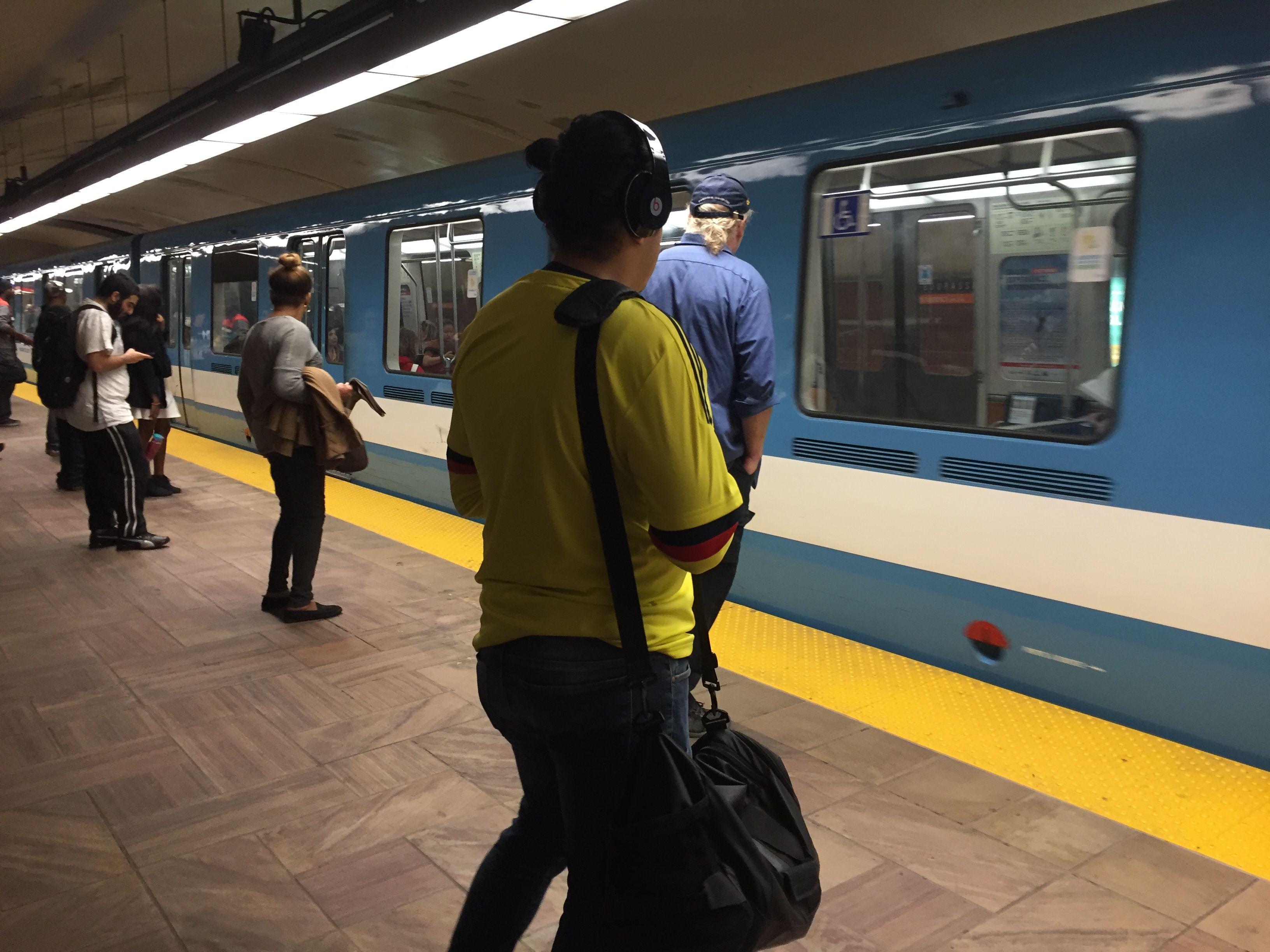 Métro Henri-Bourassa (Photo: Mélanie Meloche-Holubowski)