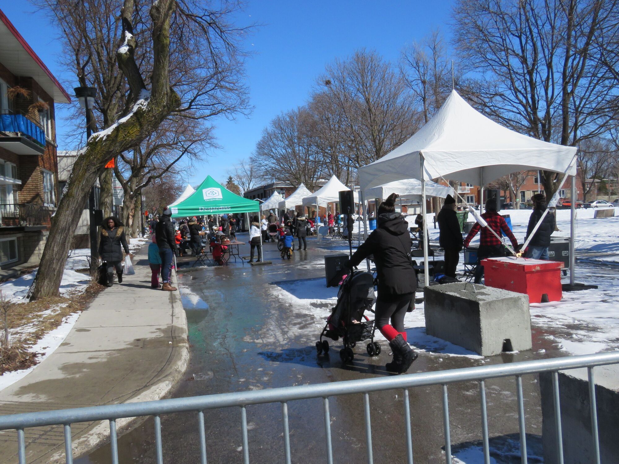 Les sucres au Flo Fest 2019 sur la rue Fleury Ouest dans Ahuntsic-Cartierville à Montréal