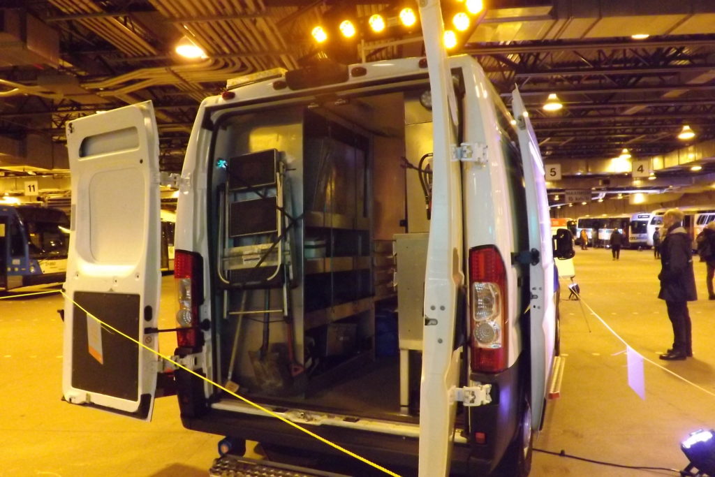 Camion de dépannage pour réparations mineures sur la route (Photo : jdv - P. Rachiele)