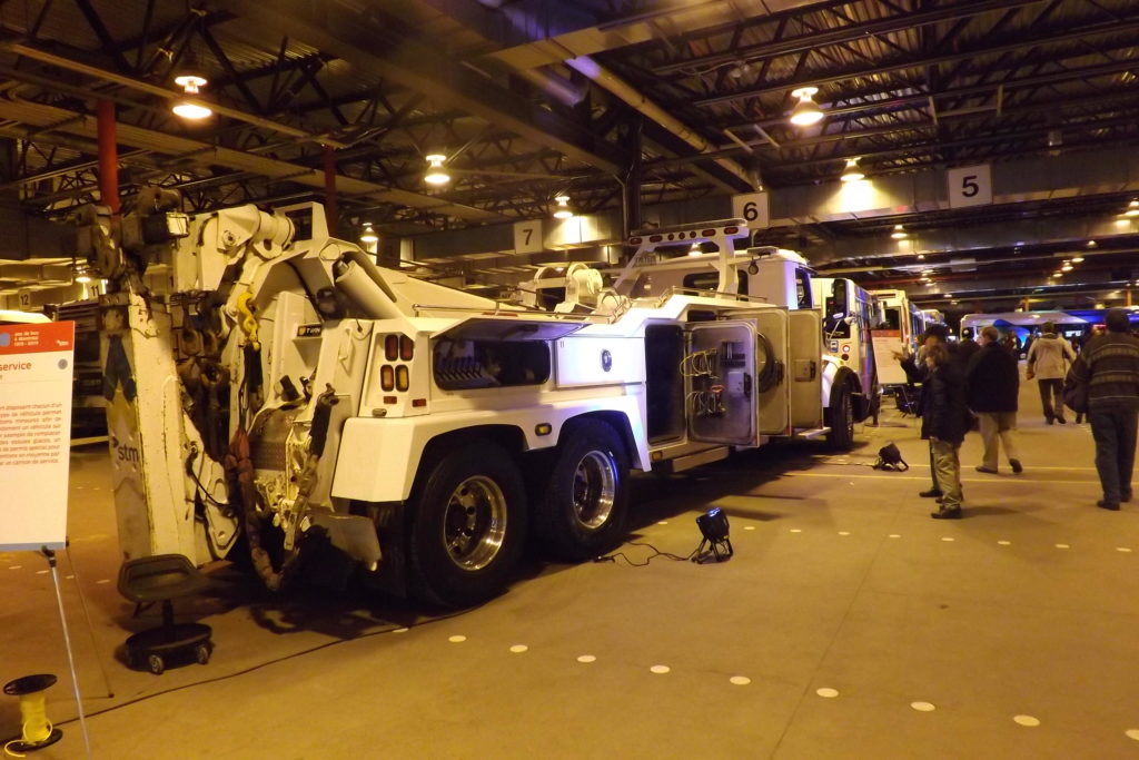 Camion de remorquage d'autobus en panne (Photo : jdv - P. Rachiele)