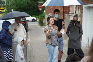 Andréane Melançon était présente lors de la séance de médiation avec les résidants du secteur. (Photo JDV – François-Alexis Favreau) 